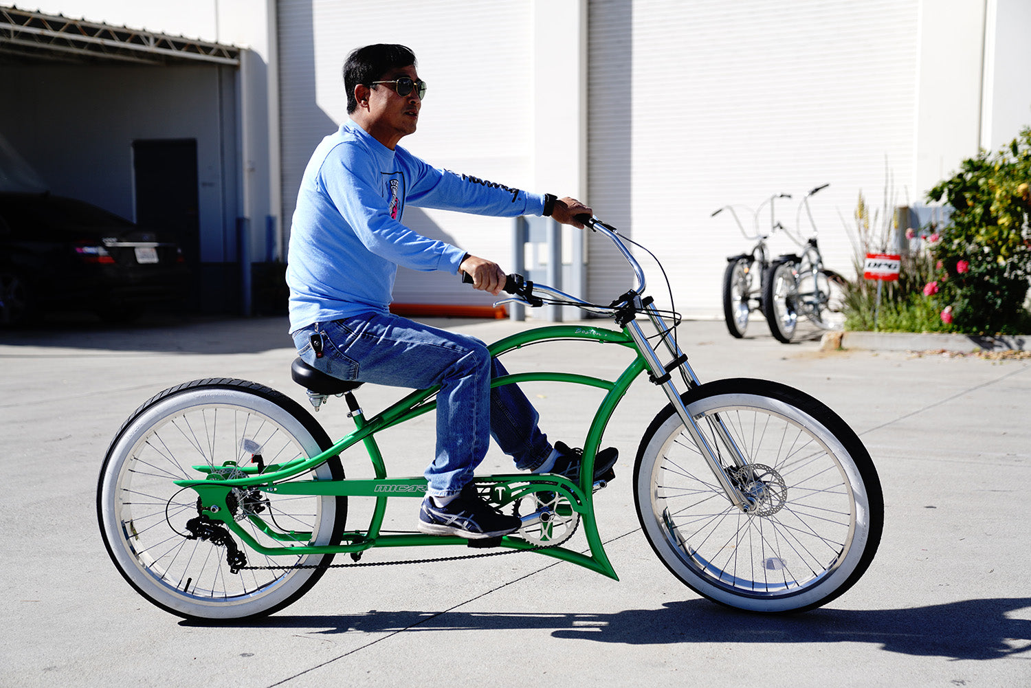 Micargi Boston 7 Stretch Beach Cruiser Bike in green triple tree fork